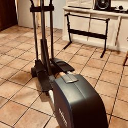 Nordic Track Elliptical  CX 938 . Best Offer 
