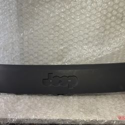 2014-2022  Jeep Grand Cherokee Liftgate Applique License Plate Light OEM