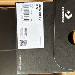 Women’s Converse- NEW In Box