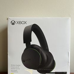 Microsoft Xbox Wireless Headset - Black (No Charger)