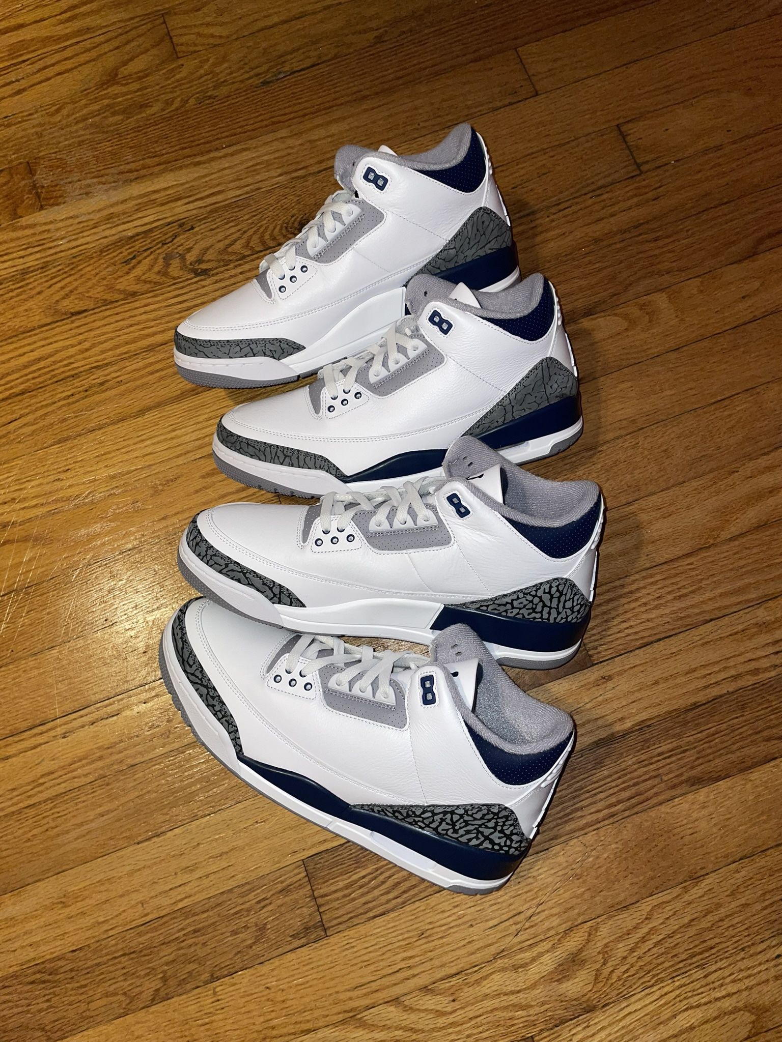 Air Jordan Retro Midnight Navy Read Description