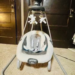 Graco DuetSoothe Swing and Rocker with Removable Swing Seat and 6 Swinging Speeds for Toddler Swing Seat and Swing Chair