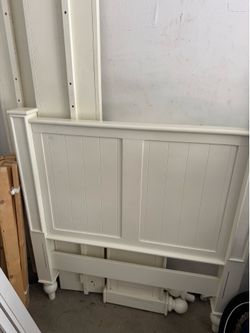 Twin bed