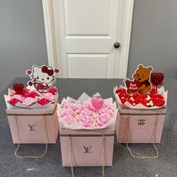 Valentine’s Flower Arrangements. 