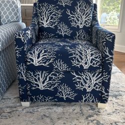 Living room Chair Never Sat In . Super Comfortable. 