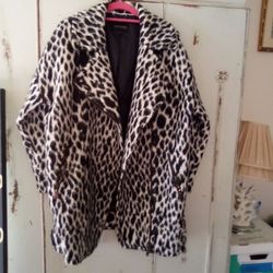 New Banana Republic Cheetah Print Coat Medium