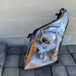 Cadillac SRX Headlight 2010 - 2016, Cadillac SRX Headlamp, Driver Side, ORIGINAL OEM PART 