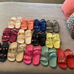 Womens Brand New Crocs All New All Size 10 In Various Colors Jibbitz Included 