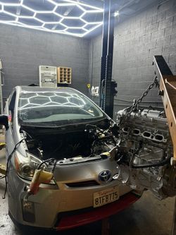 Engine Toyota Prius 