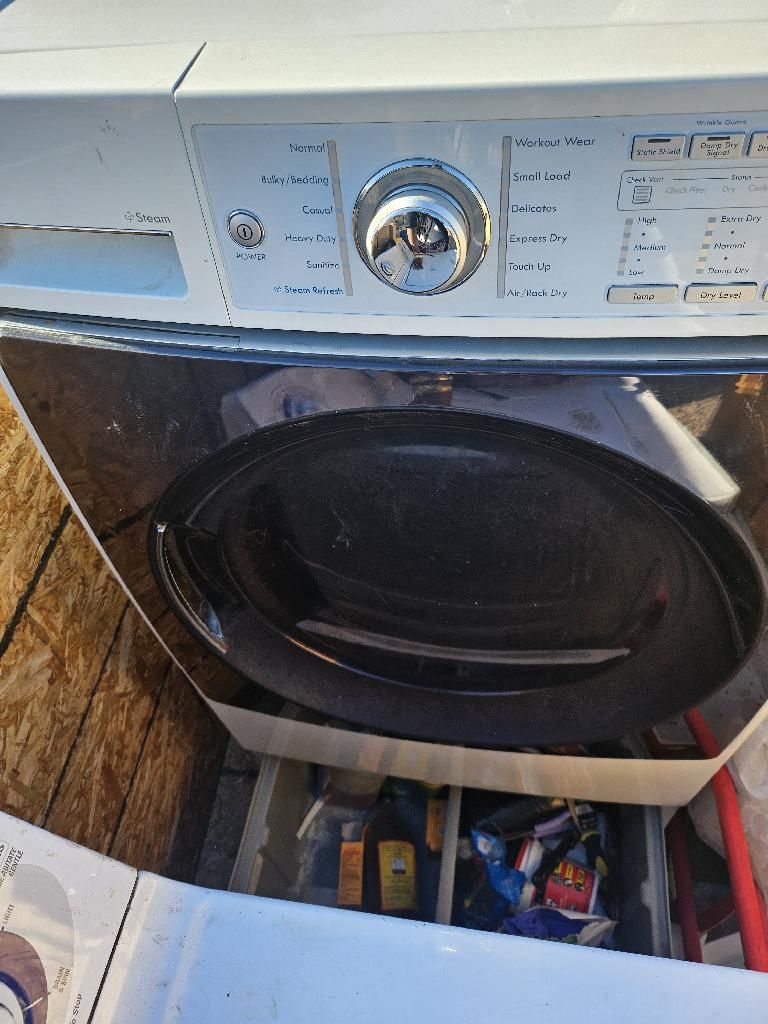 New Kenmore Front Faced Gas Dryer