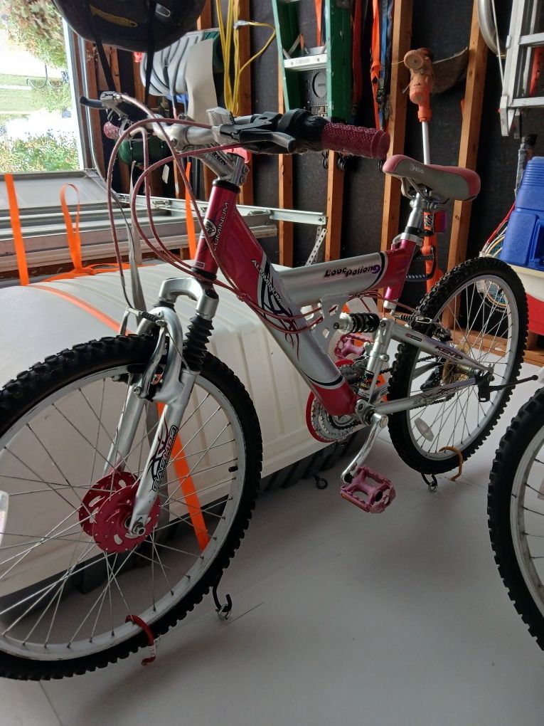 24" 21 Speed Bike