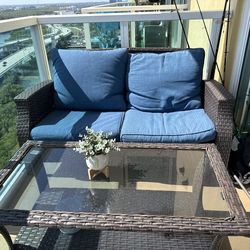 Por Motivo De Mudanza