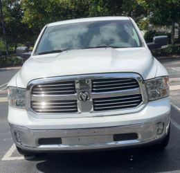 2018 White Dodge Ram 1500