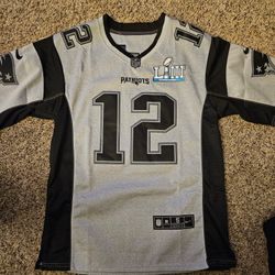 Tom Brady Jersey With Superbowl Patch Size S