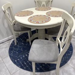table with 4 chairs 