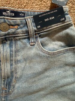 Hollister Ultra High-Rise Dad Jeans W24R