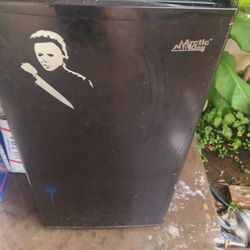Mini Fridge 