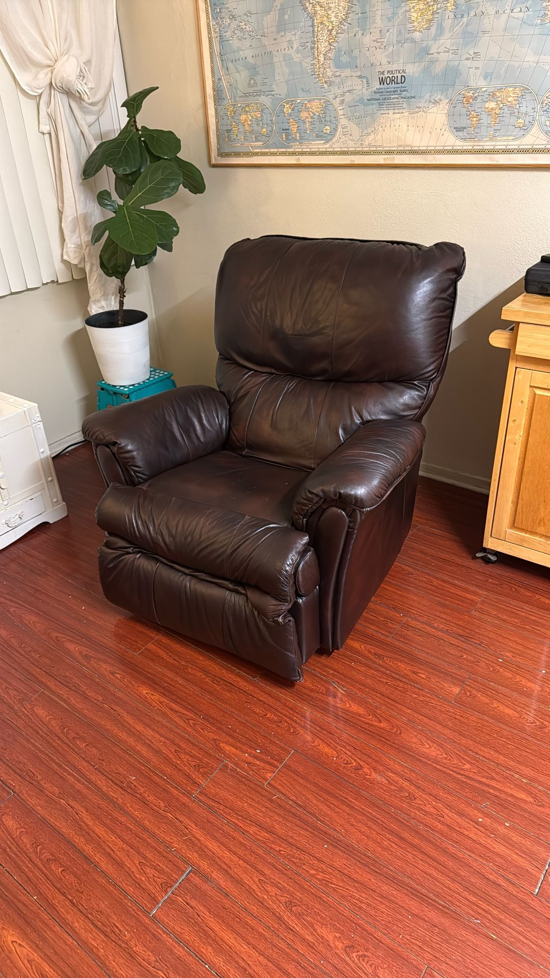 Recliner Chair