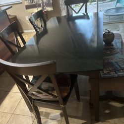 Dining room set