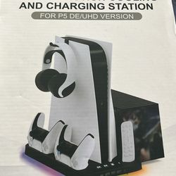 PS5 COOLING/CHARGING STATION BRAND NEW