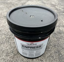 Mohawk EnPress Carpet Tile Adhesive 4 Gallon