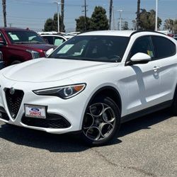 2022 Alfa Romeo Stelvio Sprint SUV 