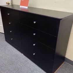 Eight Drawers Dresser 