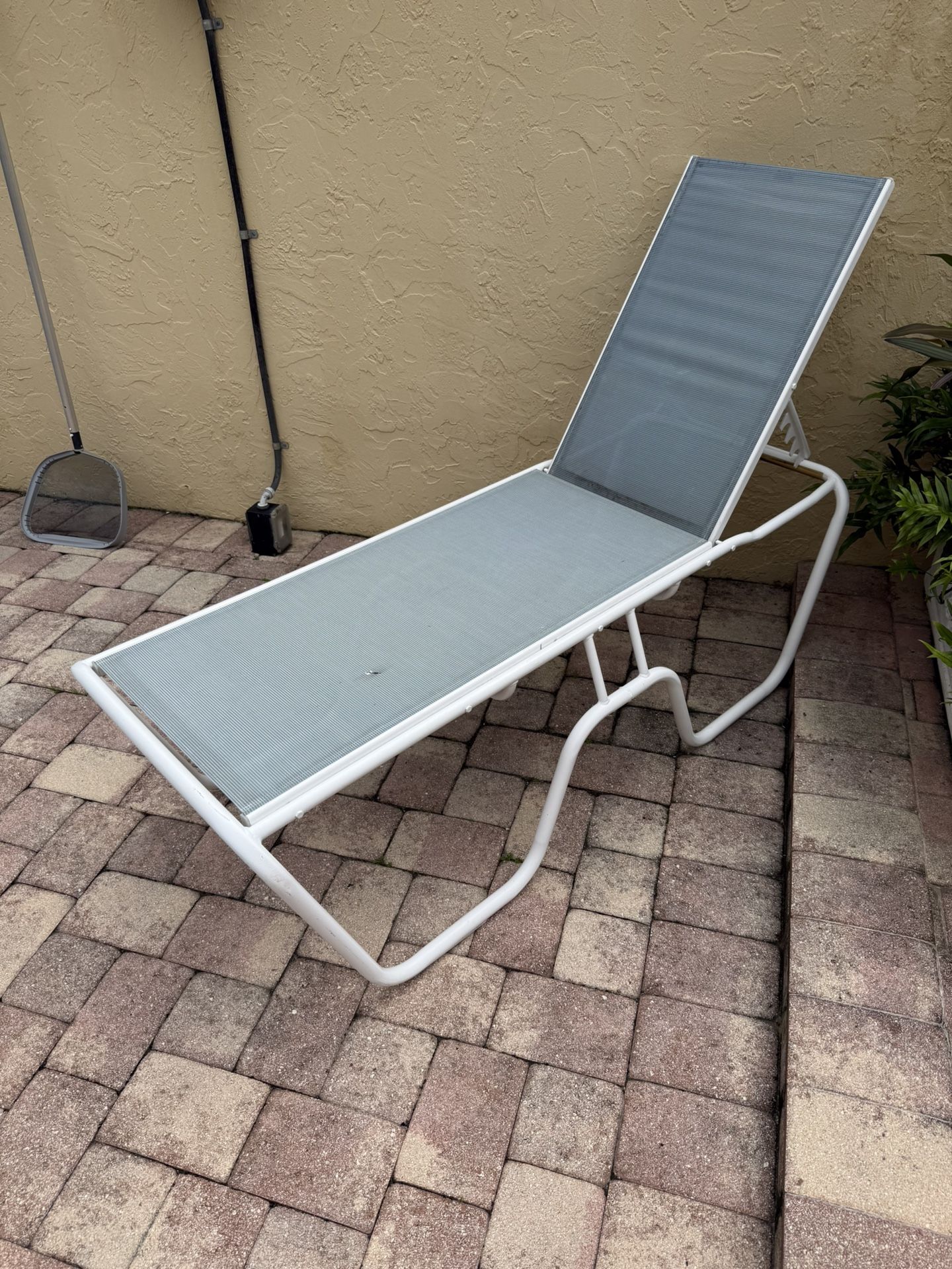 Light Blue Sun Bed Pool Lounger