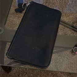 Authentic Coach Black Leather Wristlet 