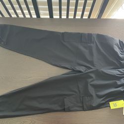 All in Motion Men’s Black Cargo Joggers Medium New With Tags