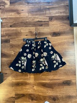 Black Floral Mini Skirt Size M