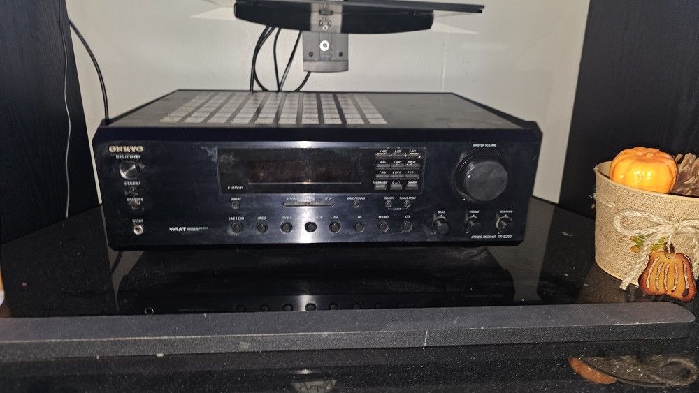 Onkyo Receiver TX-8255