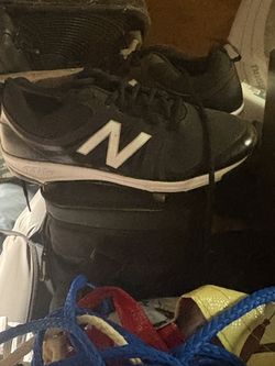 New Balance Baseball Cleats 8.5