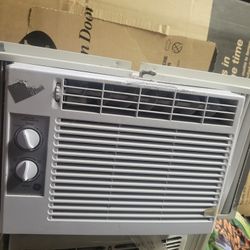 Window Air Conditioner