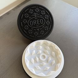 Oreo-Inspired Spices Grinder