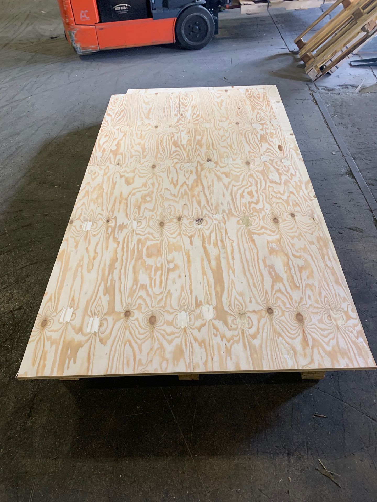 5/8 Cdx Plywood Yp 4x8 (19/32)