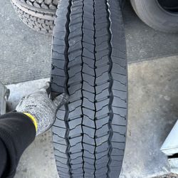 225/70/19.5 Continental
