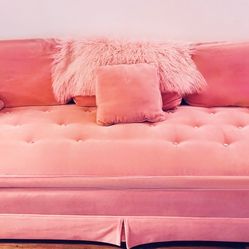 VTG MCM DREXEL BUBBLEGUM PINK VELVET TUFTED COUCH