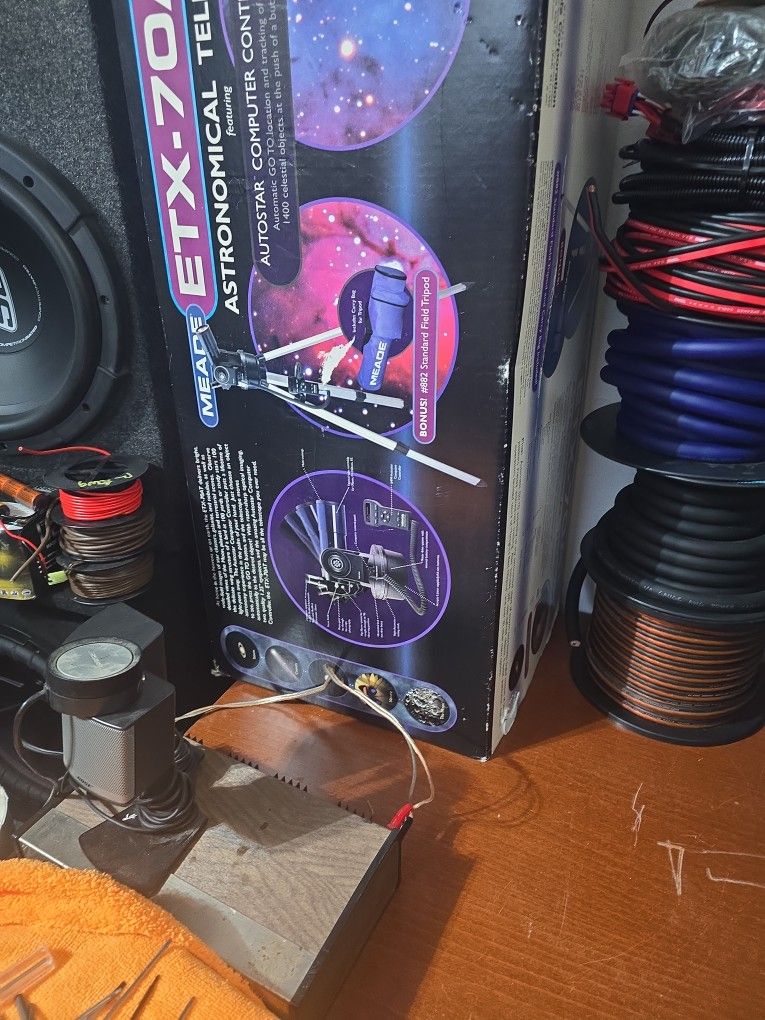 ETX-70AT ASTROMICAL TELESCOPE