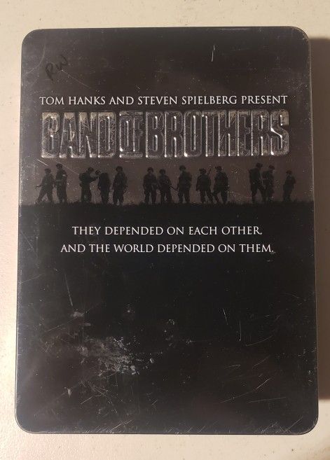Band of Brothers  6 DVD Set (Metal Box)