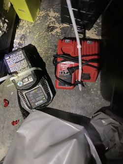 Miwakee M12 & M18 Dual Rapid Charger
