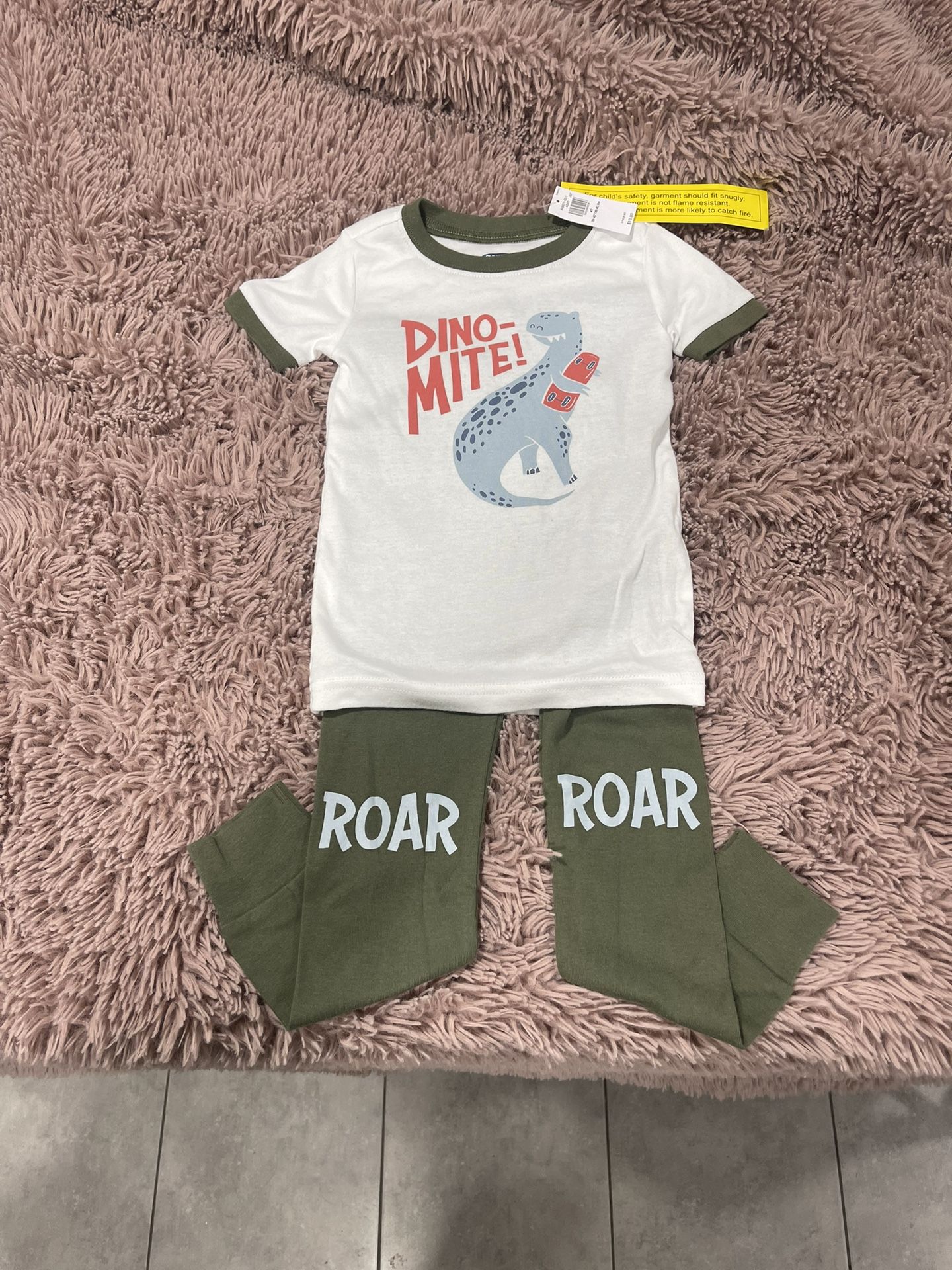 Old Navy Toddler Dinosaur Pajama Set 2-piece New