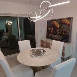 West Elm Dining Table With Chairs