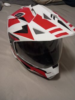 Motorcycle/quad helmet