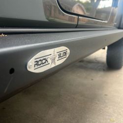 JT Gladiator Rock Slider With Retractable Step