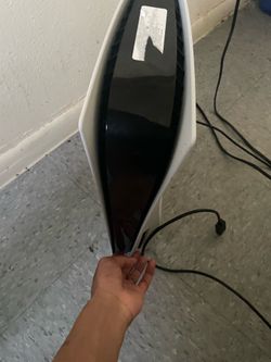 It beeps 3 times then turn off