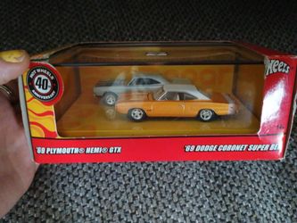 Hot Wheels 40th anniversary 69 Plymouth hemi GTX and 69 Dodge Coronet super Bee