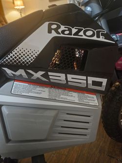 Electric razor.