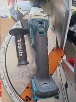 MAKITA 18V BRUSHLESS 4.5 IN GRINDER TOOL ONLY