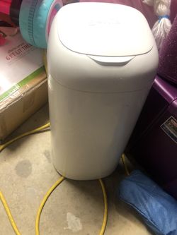 Diaper pail